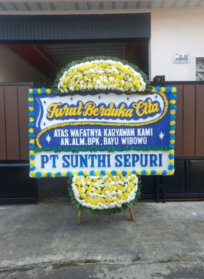 Papan Bunga Duka di Tomulabutao Selatan